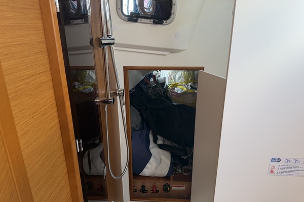 35ft Jeanneau Yacht For Sale