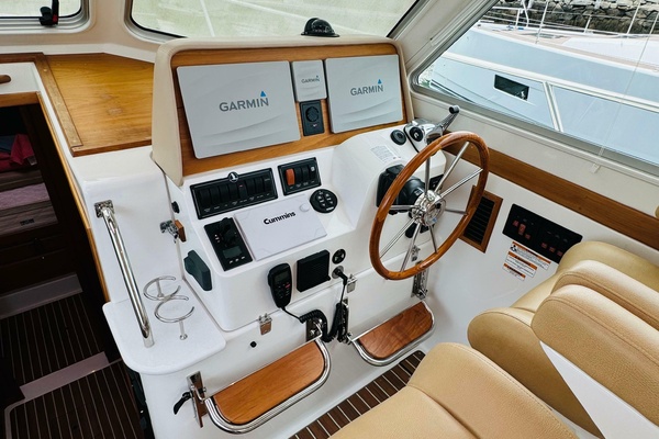 Scout 37ft Back Cove Yacht For Sale