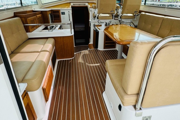 Scout 37ft Back Cove Yacht For Sale