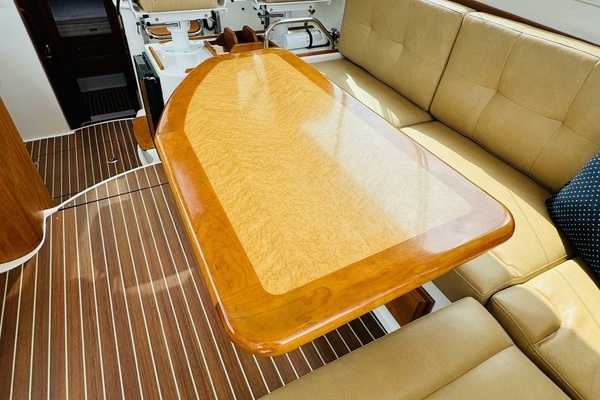 Back Cove 37 Yacht For Sale