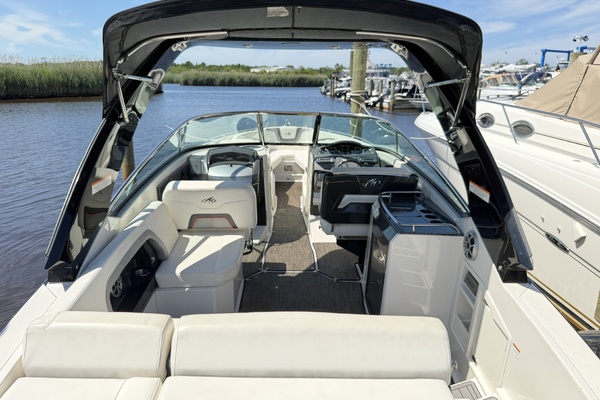 29ft Monterey Yacht For Sale