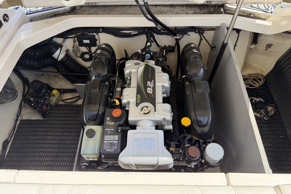 29ft Monterey Yacht For Sale