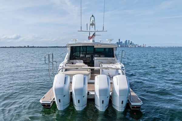 BREAKTHROUGH III 53ft Formula Yacht For Sale