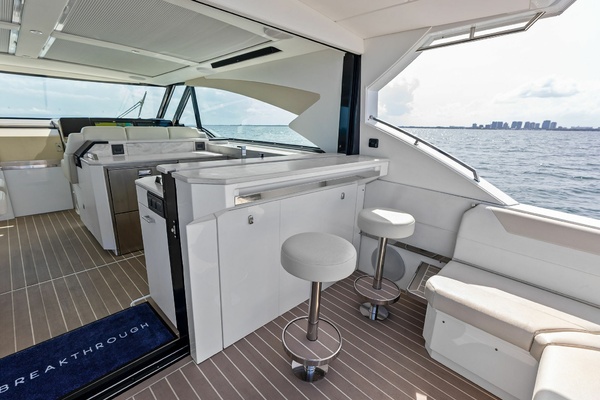BREAKTHROUGH III 53ft Formula Yacht For Sale