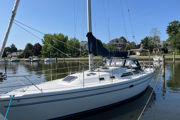 36-ft-Catalina-1997-36 mkII- Brightwaters New York United States  yacht for sale