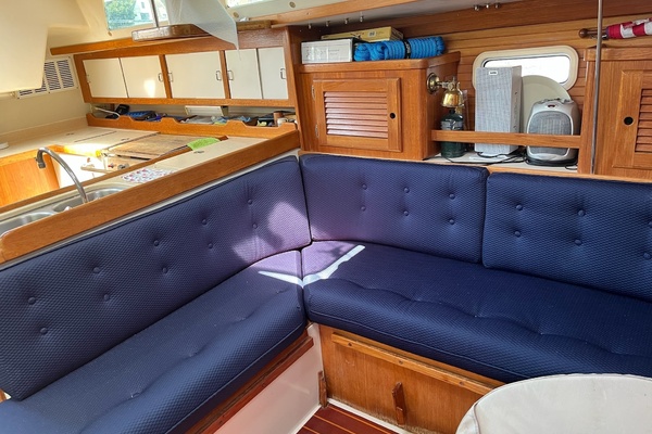 36ft Catalina Yacht For Sale