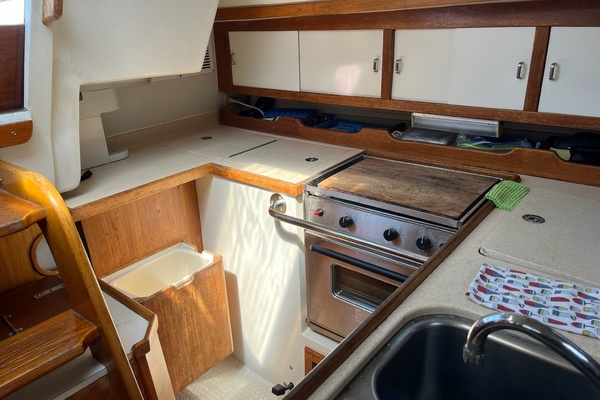36ft Catalina Yacht For Sale
