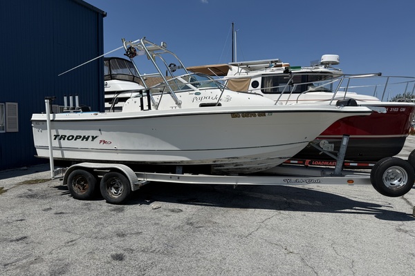 21ft Bayliner Yacht For Sale