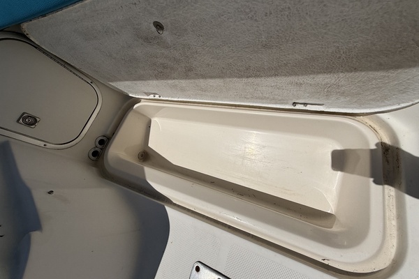 21ft Bayliner Yacht For Sale