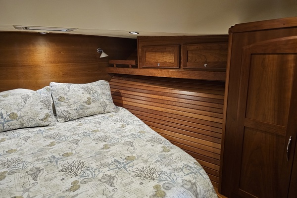 Next Chapter 48ft Sabre Yacht For Sale