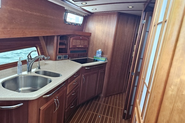 2013 Sabre 48