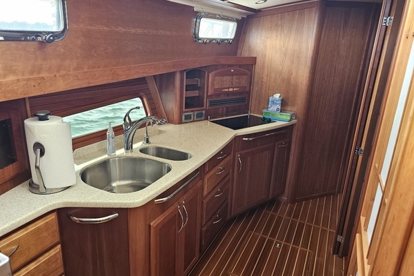 2013 Sabre 48