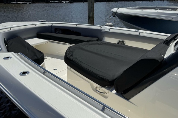 36ft Boston Whaler Yacht For Sale
