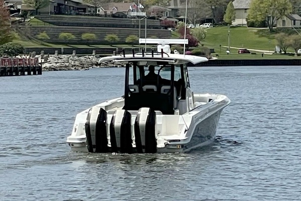 36ft Boston Whaler Yacht For Sale