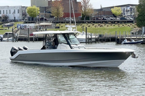 36ft Boston Whaler Yacht For Sale