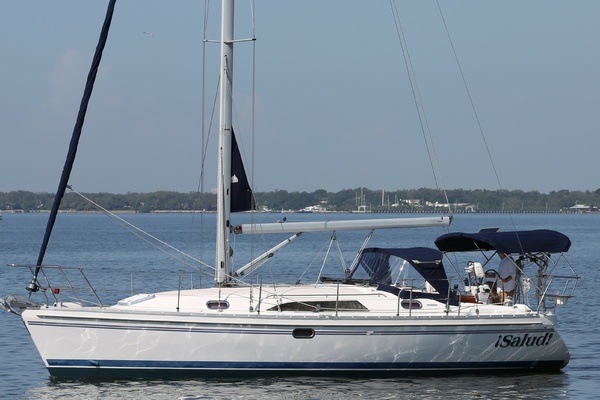 355ft Catalina Yacht For Sale
