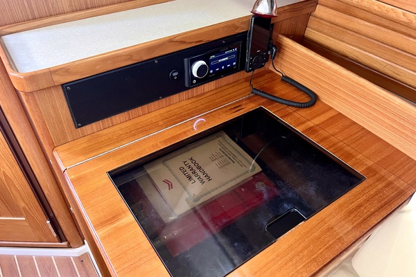 355ft Catalina Yacht For Sale
