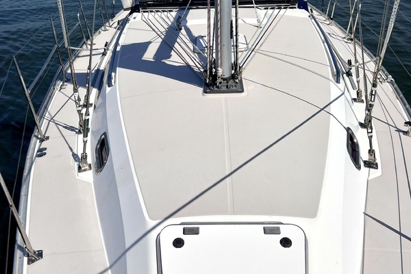 355ft Catalina Yacht For Sale