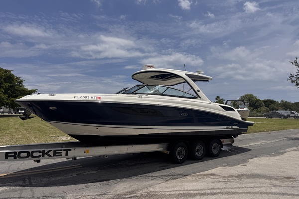 35ft Sea Ray Yacht For Sale