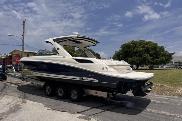 35ft Sea Ray Yacht For Sale