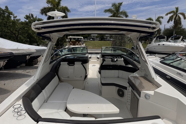 35ft Sea Ray Yacht For Sale