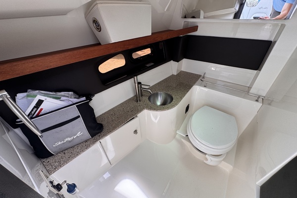 35ft Sea Ray Yacht For Sale