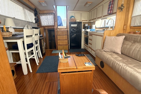 38ft Vista Yacht For Sale