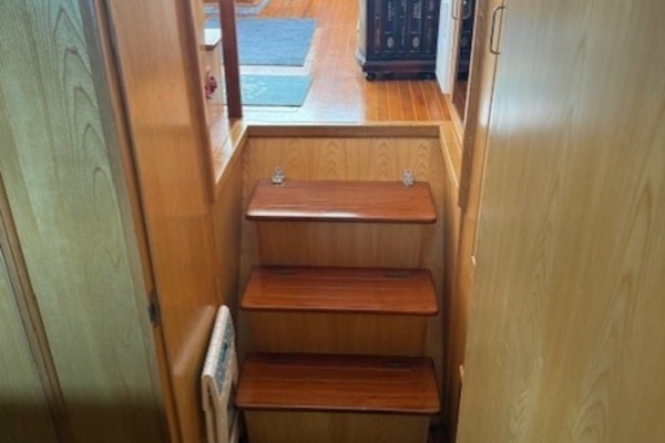 38ft Vista Yacht For Sale