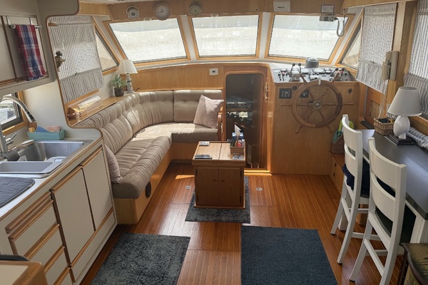 38ft Vista Yacht For Sale