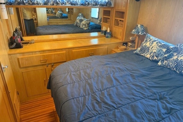 38ft Vista Yacht For Sale