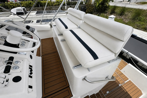 Reel Chaos 40ft Mainship Yacht For Sale