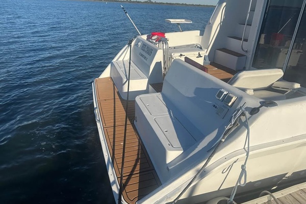 Reel Chaos 40ft Mainship Yacht For Sale