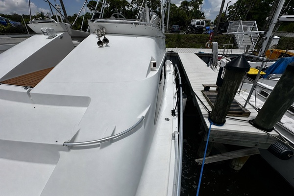 Reel Chaos 40ft Mainship Yacht For Sale