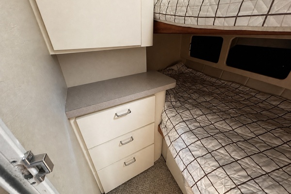 Reel Chaos 40ft Mainship Yacht For Sale
