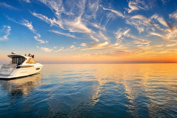LAZY CHASE 42ft Regal Yacht For Sale