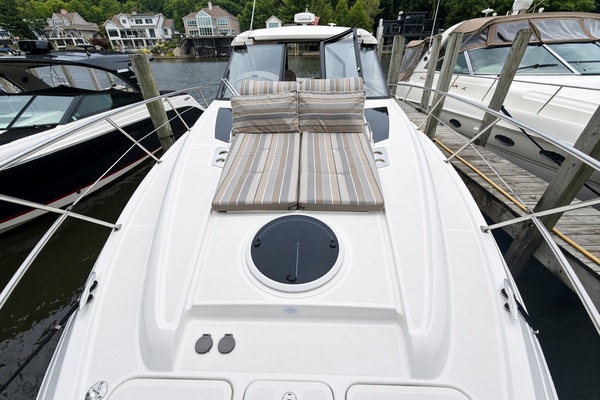 LAZY CHASE 42ft Regal Yacht For Sale