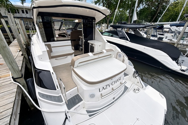 LAZY CHASE 42ft Regal Yacht For Sale