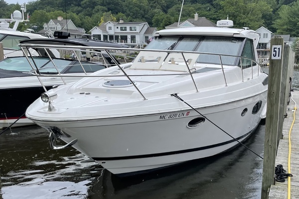 42-ft-Regal-2016-42 Sport Coupe-LAZY CHASE Saugatuck Michigan United States  yacht for sale
