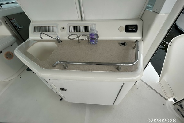 40' Sea Ray sundeck wetbar