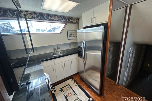 Material Girl 54ft Hatteras Yacht For Sale