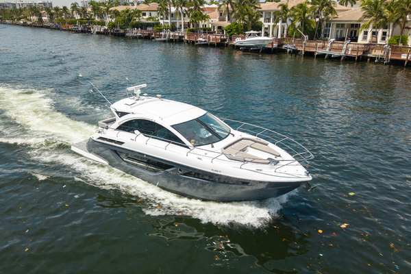50ft Cruisers Yachts Yacht For Sale