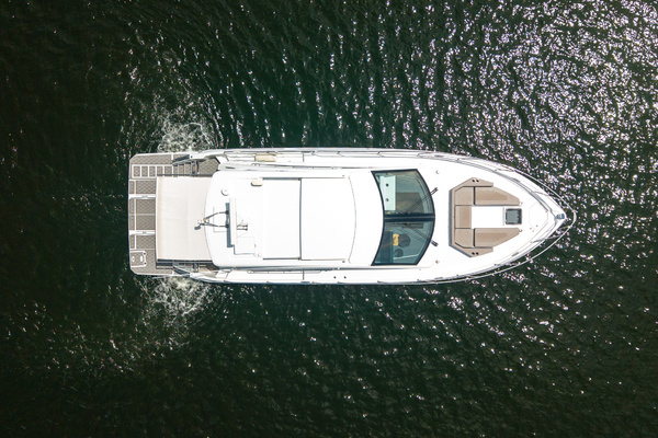 50ft Cruisers Yachts Yacht For Sale