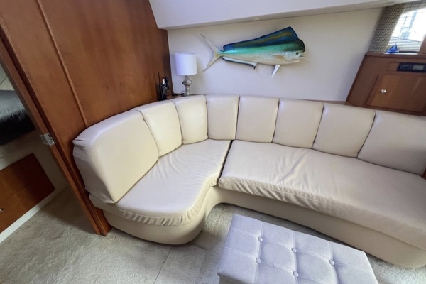 33ft Silverton Yacht For Sale