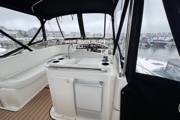 33ft Silverton Yacht For Sale