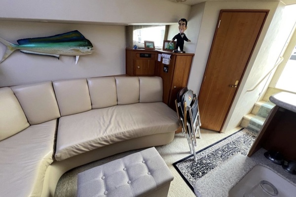 33ft Silverton Yacht For Sale