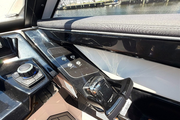 27ft Yamaha Boats Yacht For Sale