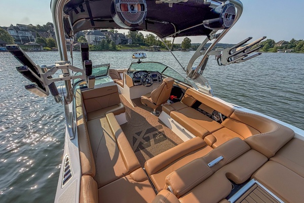 23ft Mastercraft Yacht For Sale