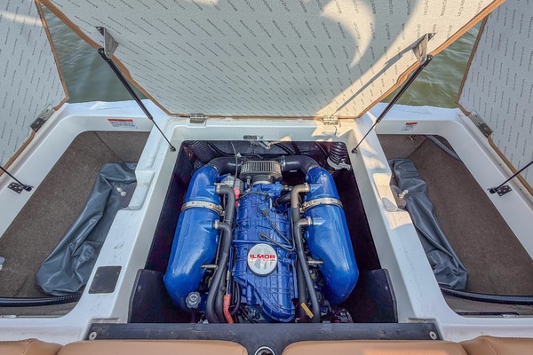 23ft Mastercraft Yacht For Sale