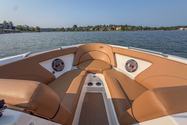 23ft Mastercraft Yacht For Sale