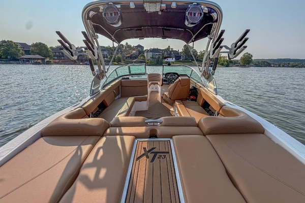 23ft Mastercraft Yacht For Sale